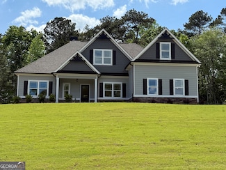 92 Commanche Cir, Williamson, GA 30292