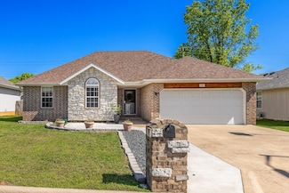 3645 W Page St, Springfield, MO 65802
