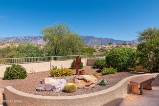 38875 S Sand Crest Dr, Tucson, AZ 85739