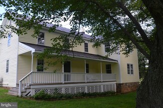 9526 Cobbler Ridge Rd, Marshall, VA 20115