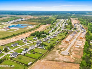 525 Sandy Hollow Dr, Jacksonville, NC 28540