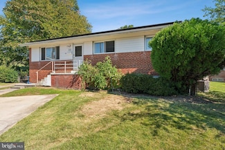 1942 Saratoga Dr, Hyattsville, MD 20783