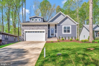 112 Edgehill Dr, Locust Grove, VA 22508