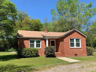 112 Legion Dr, Waynesboro, GA 30830