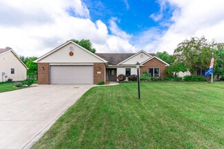 906 Baer Pass, Garrett, IN 46738