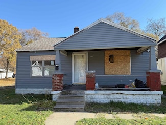 1110 Huey St, South Bend, IN 46628