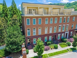 900 River Vista Dr, Atlanta, GA 30339