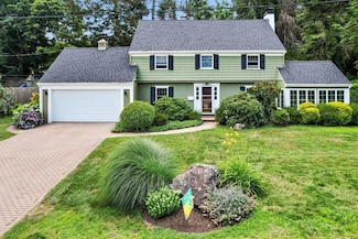 58 Hutchinson Rd, Arlington, MA 02474