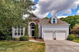 8806 Breezy Knoll Ct, Charlotte, NC 28210