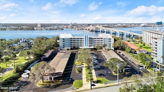 1224 S Peninsula Dr Unit 104, Daytona Beach, FL 32118