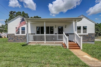 107 Woodlawn Heights, Chatham, VA 24531