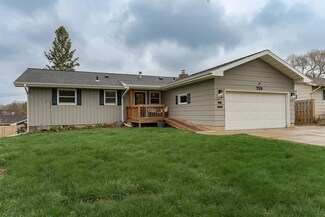 728 27th St NW, Rochester, MN 55901