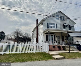 320 N 2nd St, Frackville, PA 17931