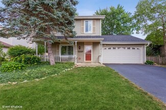 232 Westbrook Cir, Naperville, IL 60565