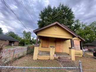 701 Woodrow St, Montgomery, AL 36108