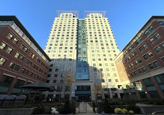 1 Nassau St Unit 1607, Boston, MA 02111
