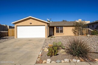 765 Frontier Dr, Las Cruces, NM 88011