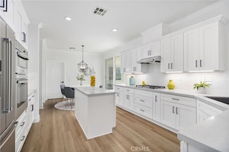 679 Weir Dr, Hemet, CA 92545