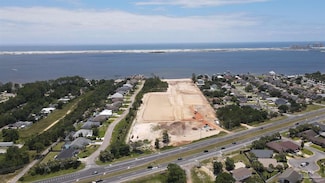 2A Herons Nest Dr, Navarre, FL 32566
