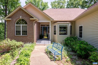 3 Nutwood Cir, Palmyra, VA 22963