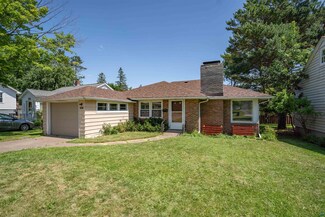1810 Dunedin Ave, Duluth, MN 55803