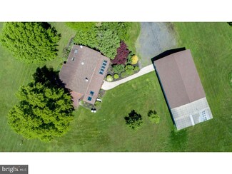 19 Beaver Run Rd, Ottsville, PA 18942
