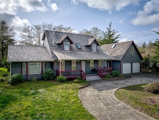 34009 Territory Rd, Oysterville, WA 98641