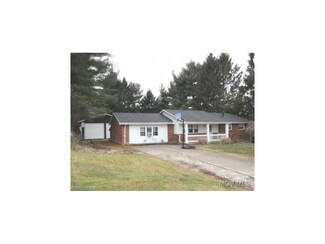 45 Valley Dr, Marietta, OH 45750