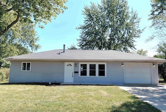 627 E Pine St, Muncie, IN 47303