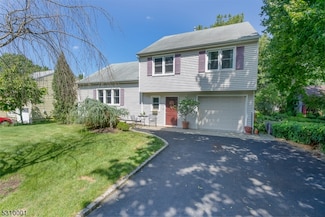 69 Woodland Rd, New Providence, NJ 07974