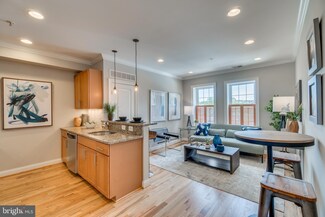 739 Newton Place NW Unit 304, Washington, DC 20010