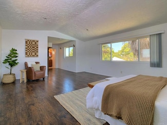 161 Twin Oaks Cir, Chula Vista, CA 91910