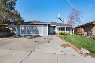1170 El Toro Dr Unit 4, Hollister, CA 95023