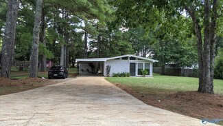 1504 Bankston St, Scottsboro, AL 35768