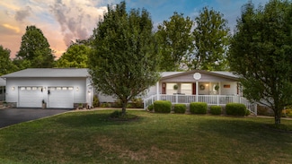 26 Hickory Rd, West Liberty, KY 41472