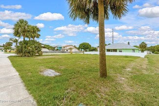 325 Corona Ave, Cocoa Beach, FL 32931