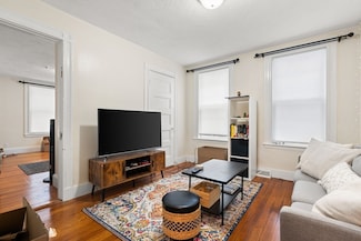 12 Perry St Unit 1, Brookline, MA 02445