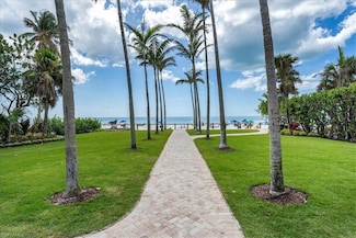 209 8th Ave S Unit 209B, Naples, FL 34102