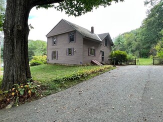 424 Front St, Winchendon, MA 01475