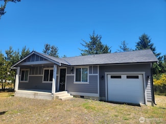 640 Lake Island Ave SE, Ocean Shores, WA 98569