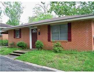 1112 Berry St, Pineville, LA 71360
