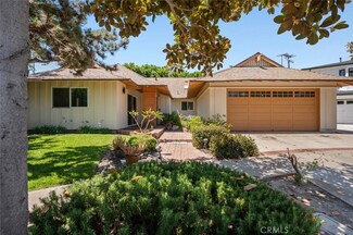 2055 Calvert Ave, Costa Mesa, CA 92626