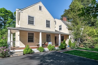 108 Forest St, Wellesley Hills, MA 02481