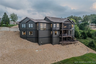 49 Weathervane Ct, Camdenton, MO 65020