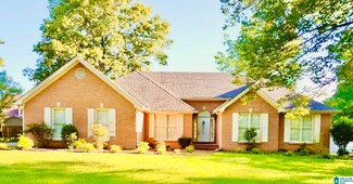 212 Brooks Dr, Sheffield, AL 35660
