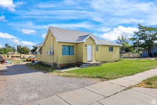 1038 W 800 N, Clearfield, UT 84015