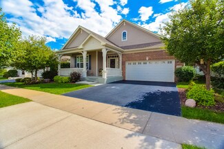 5881 Leeds Rd, Hoffman Estates, IL 60192