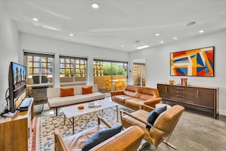 277 E Alejo Rd Unit 101, Palm Springs, CA 92262