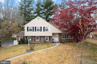 1020 Westwood Dr, Springfield, PA 19064