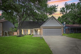 4325 Winchester Ct, Grand Prairie, TX 75052